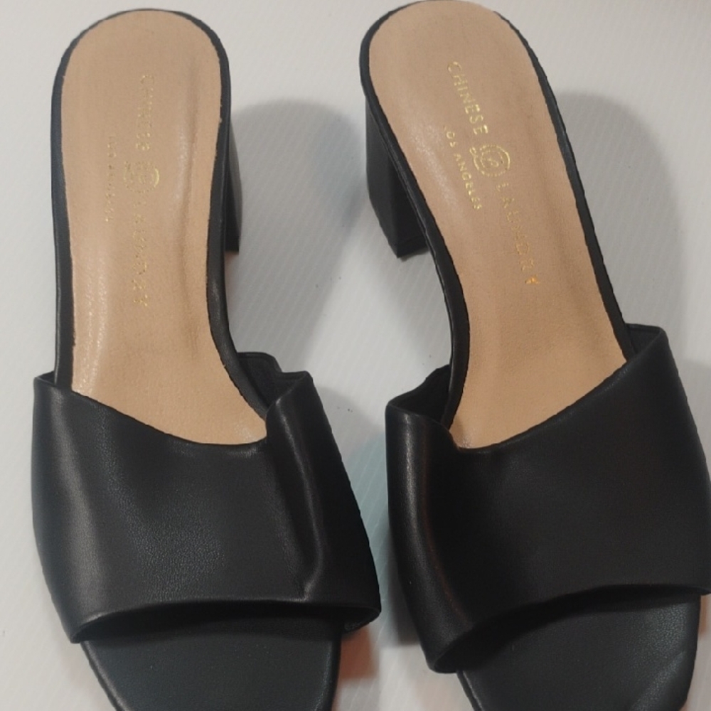 Chinese Laundry Love Song Slide Sandals in black. Size 9 Like New - Picture 1 of 7